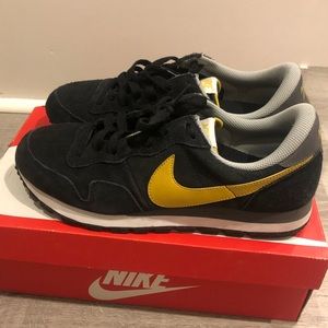 NIKE AIR PEGASUS 83 LTR